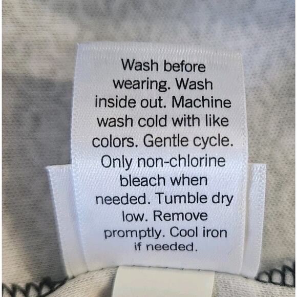 Croft & Barrow Black and White Skort - Picture 9 of 9